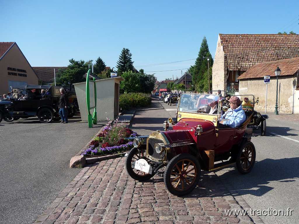 2011_rallye_des_princes (48).jpg - 12/06/2011 - 68127 NIEDERENTZEN 22ème RALLYE des PRINCES - Parking salle des fètes - ZEBRE - 1910